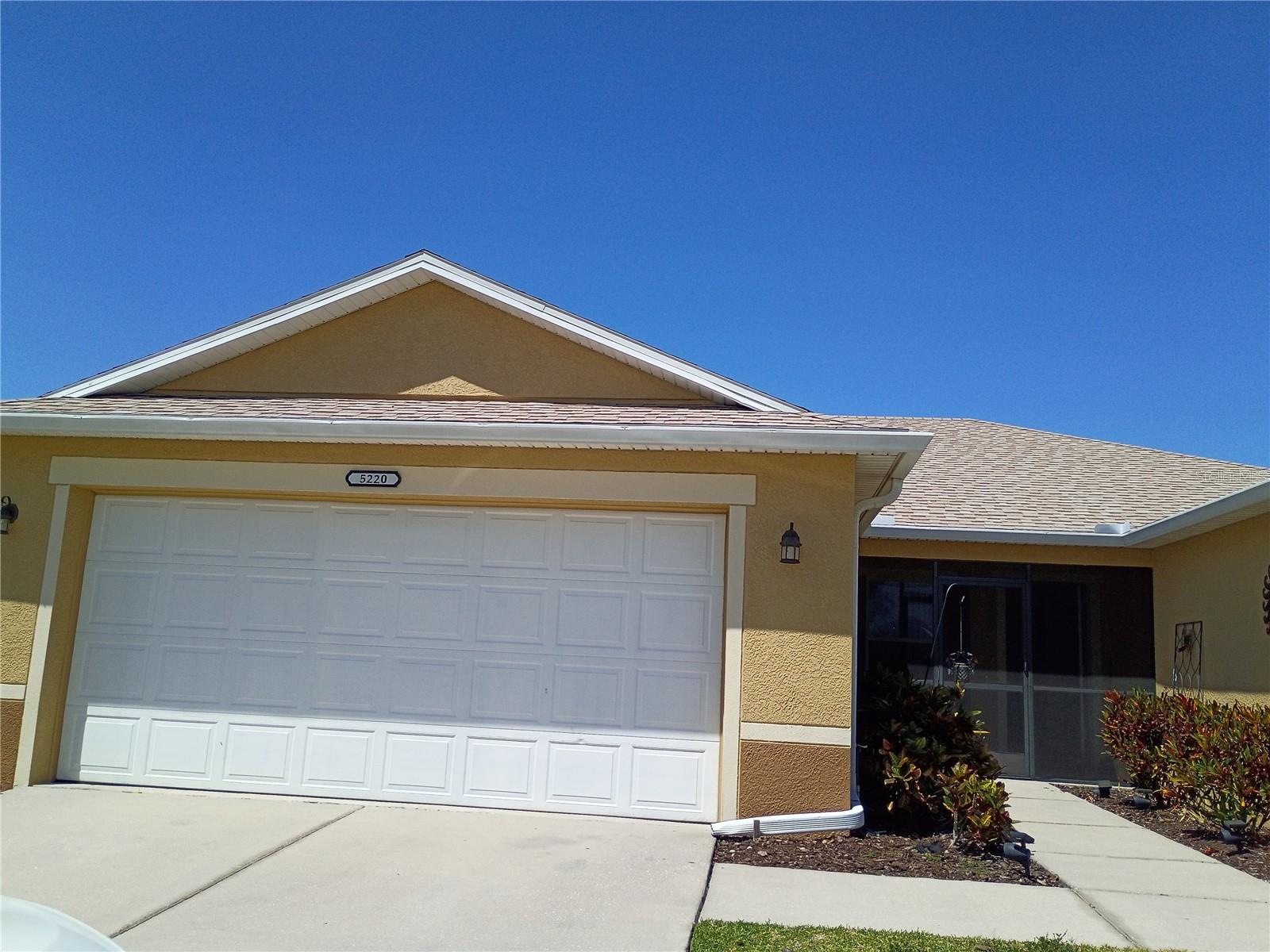 5220 Butterfly Shell Dr Property Photo 6