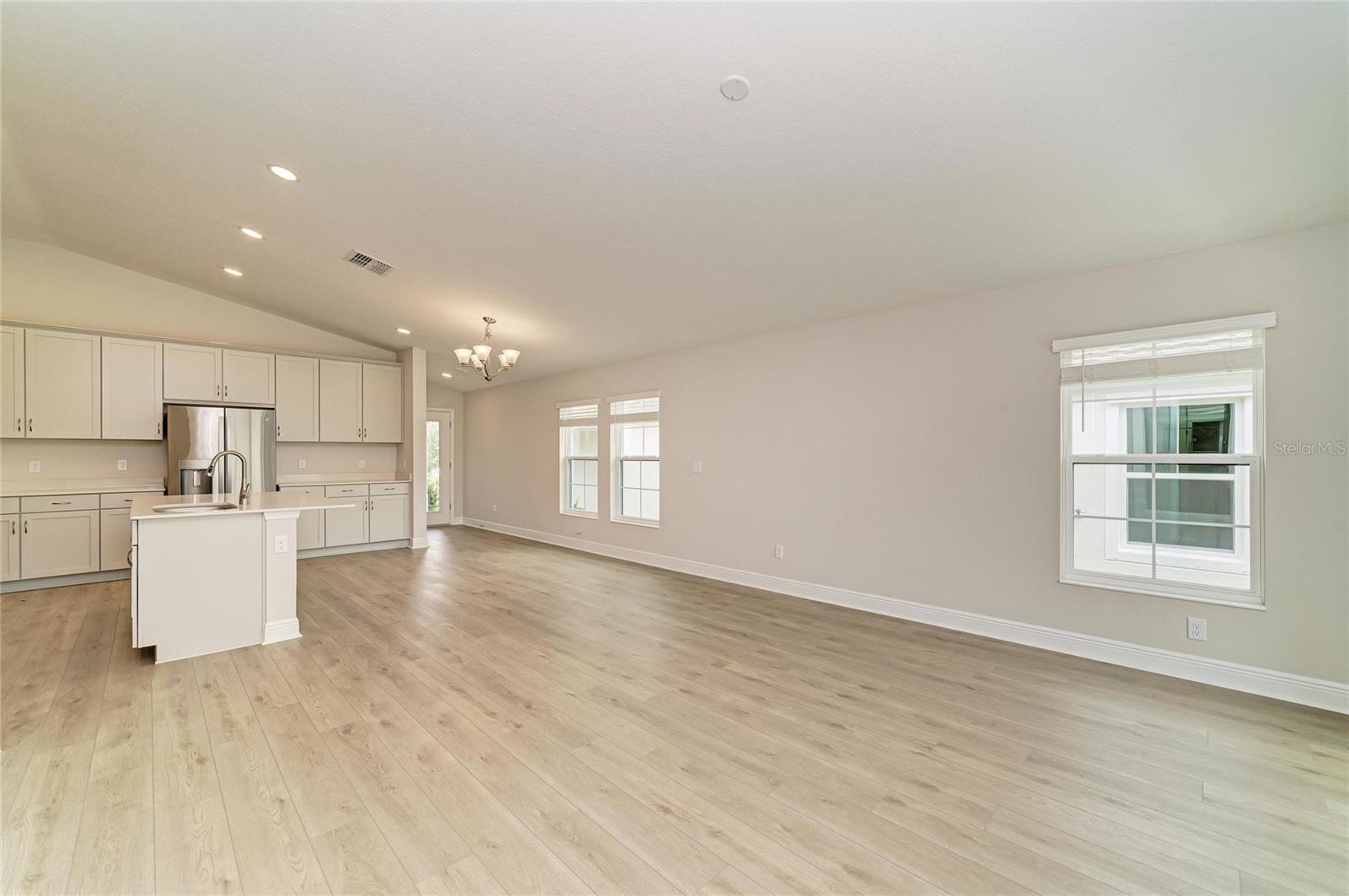 12365 Oak Hill Way Property Photo 19