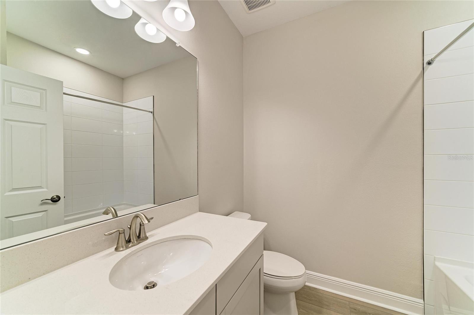 12365 Oak Hill Way Property Photo 24