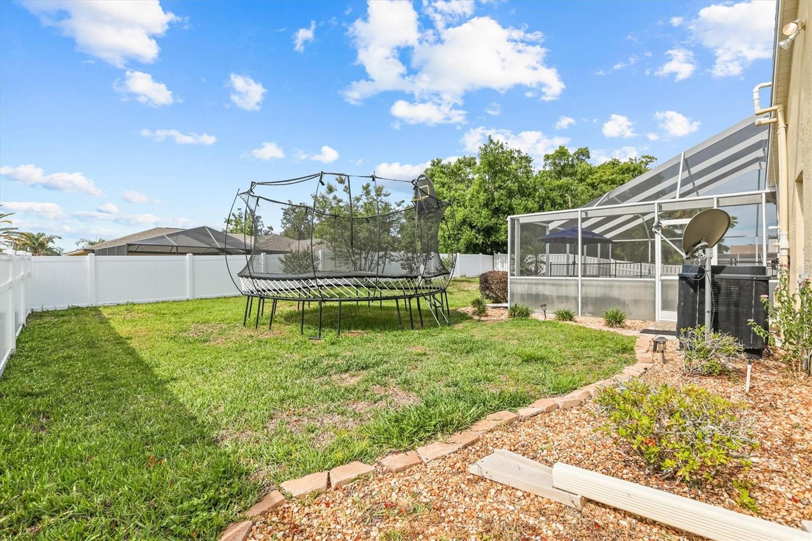 1049 Larkin Rd Property Photo 55