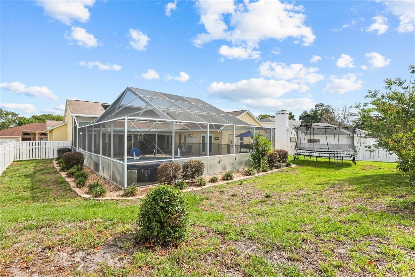 1049 Larkin Rd Property Photo 57