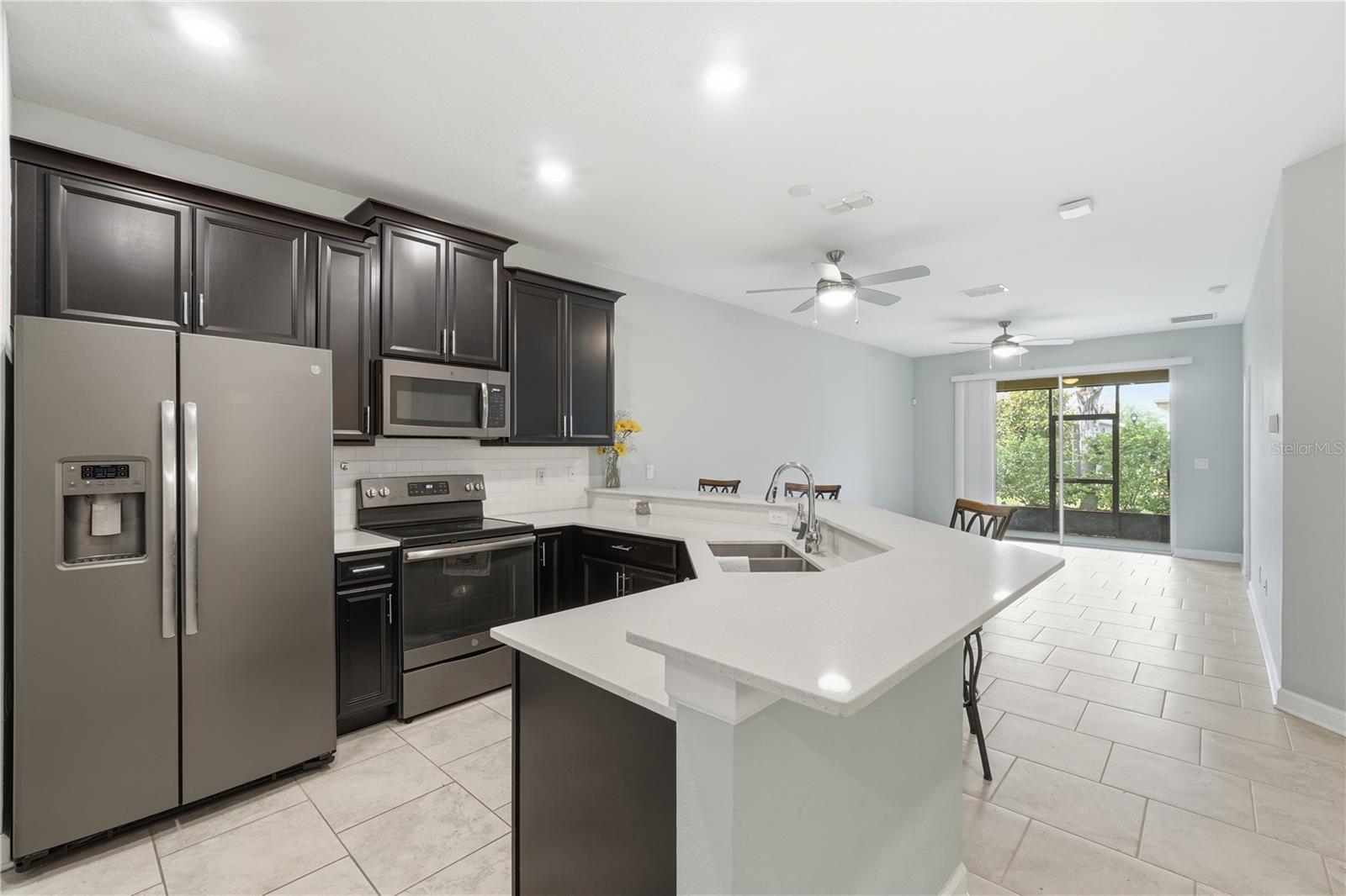 3023 Caneel St Property Photo 4