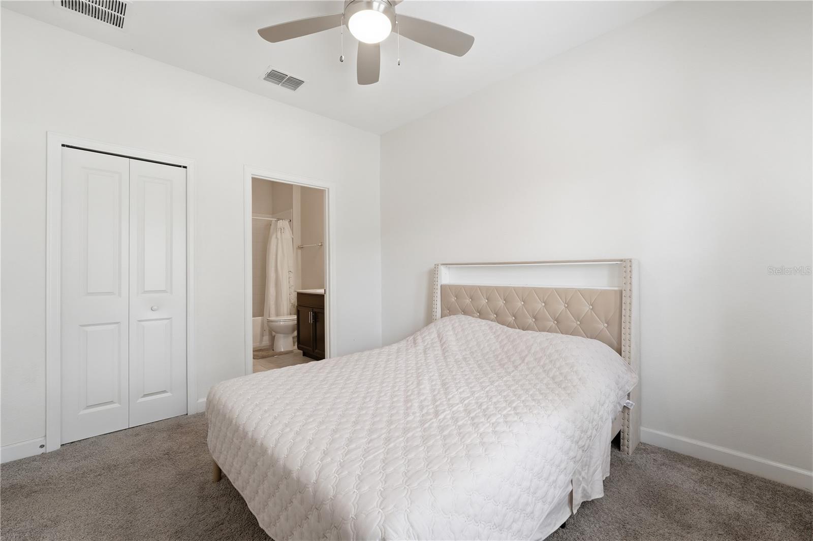 3023 Caneel St Property Photo 17