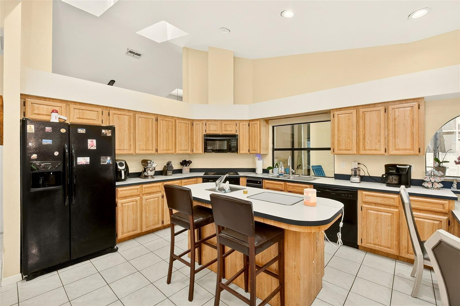 9757 Hermosillo Dr Property Photo 14