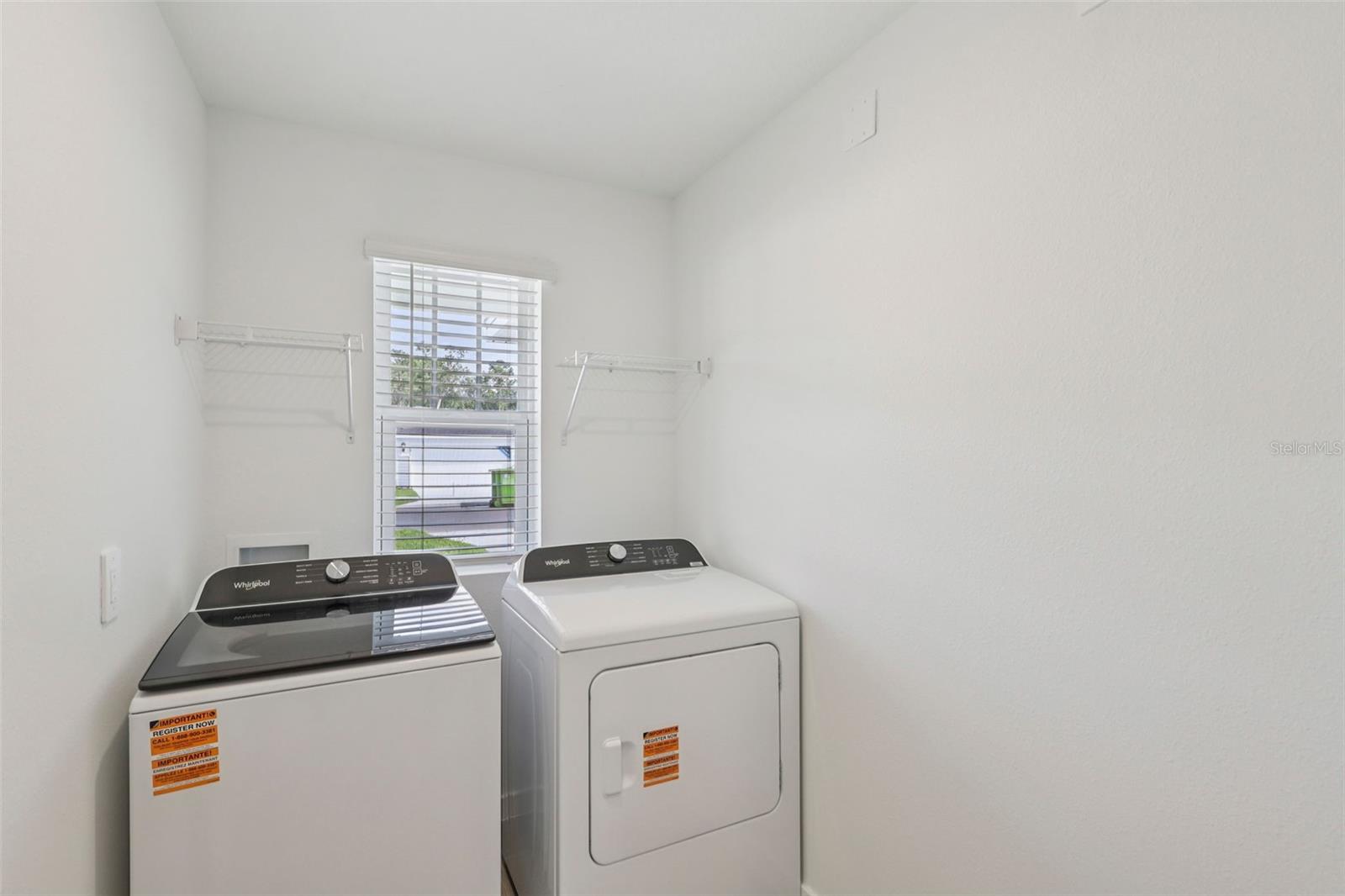 16 Derbyshire Dr Property Photo 18