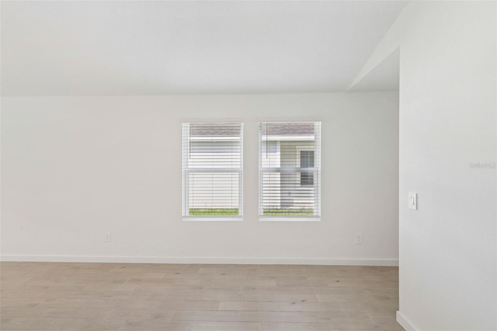 16 Derbyshire Dr Property Photo 19