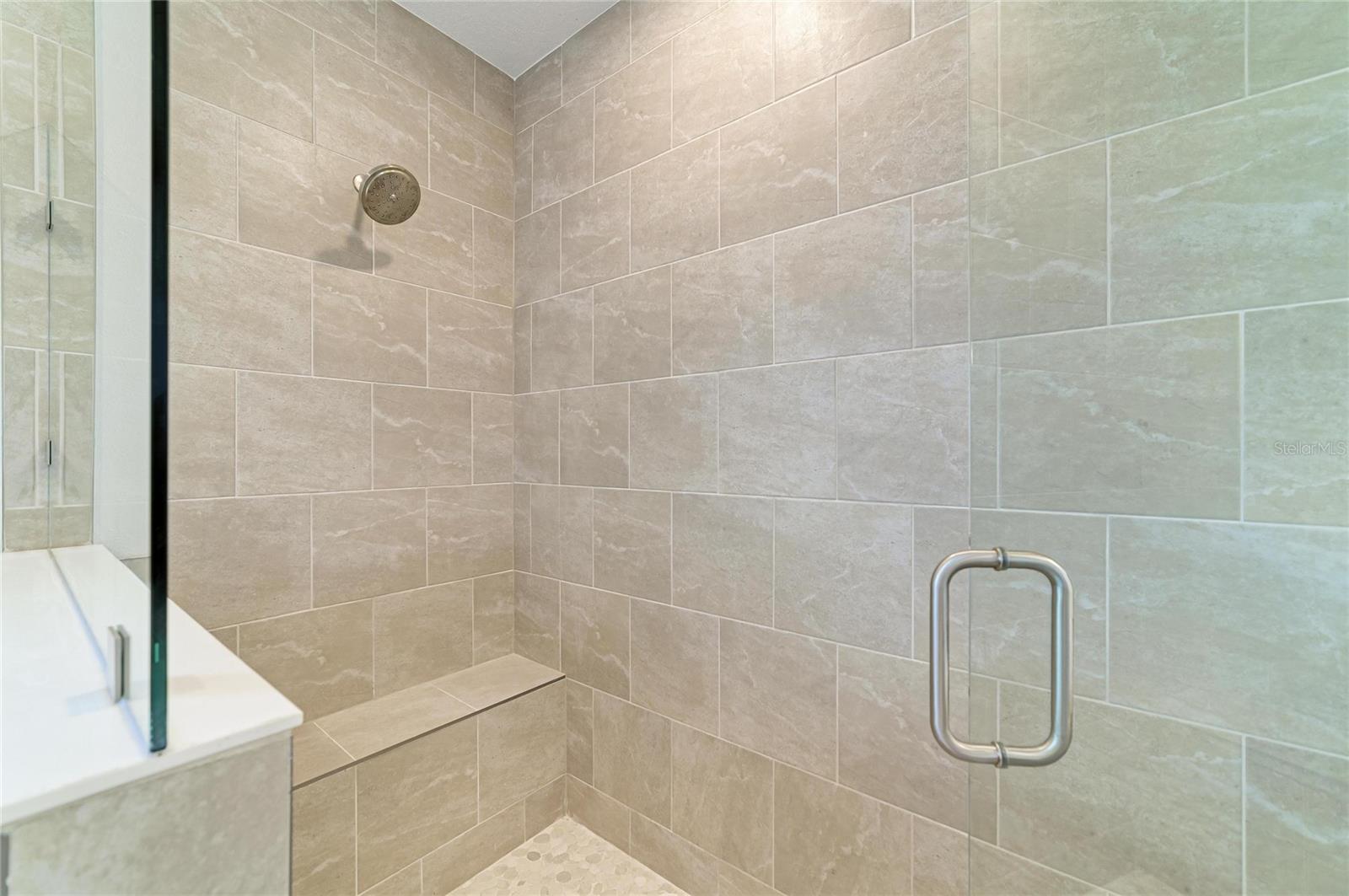10316 Longmeadow Ave Property Photo 9