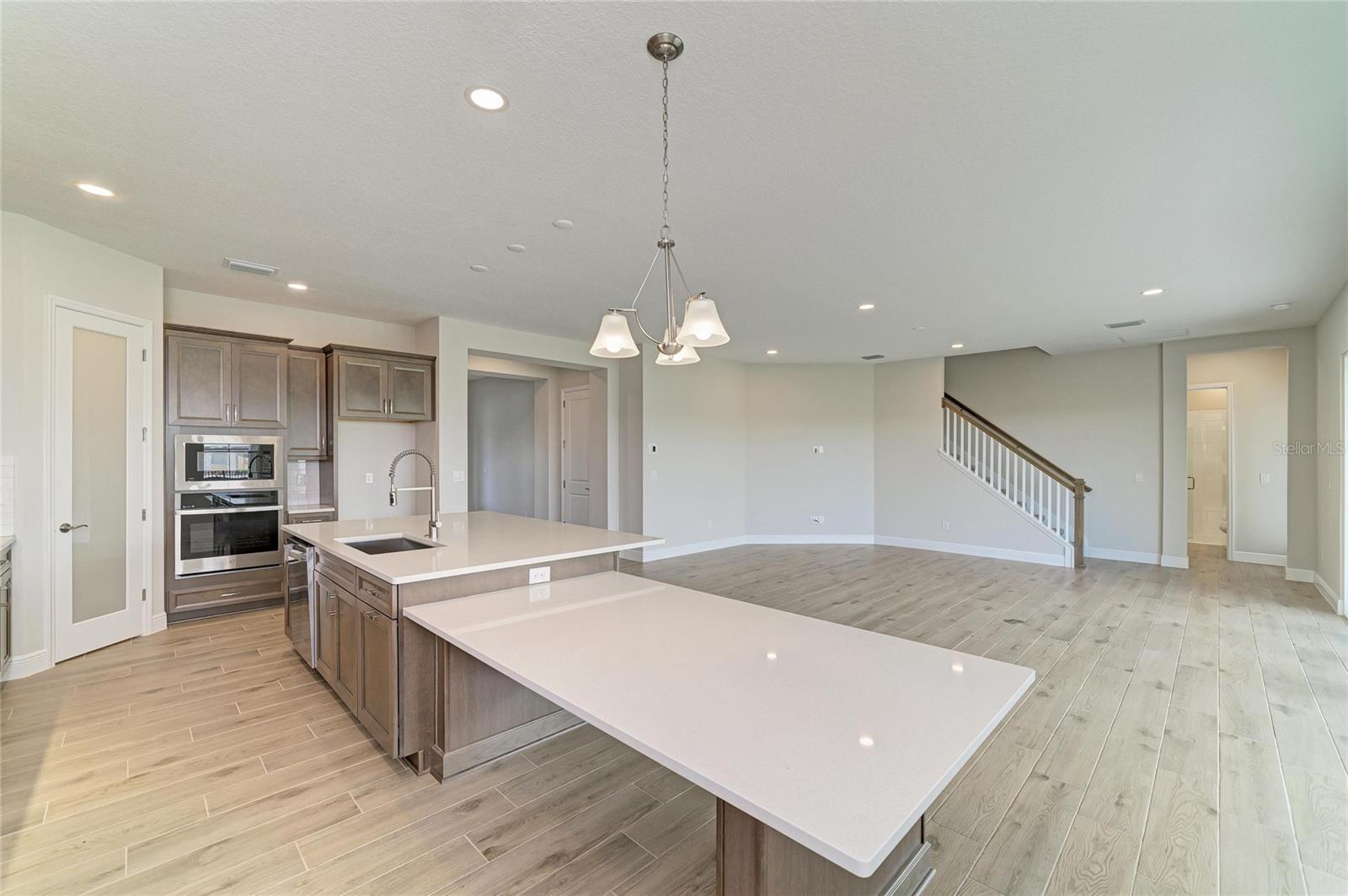 10316 Longmeadow Ave Property Photo 15