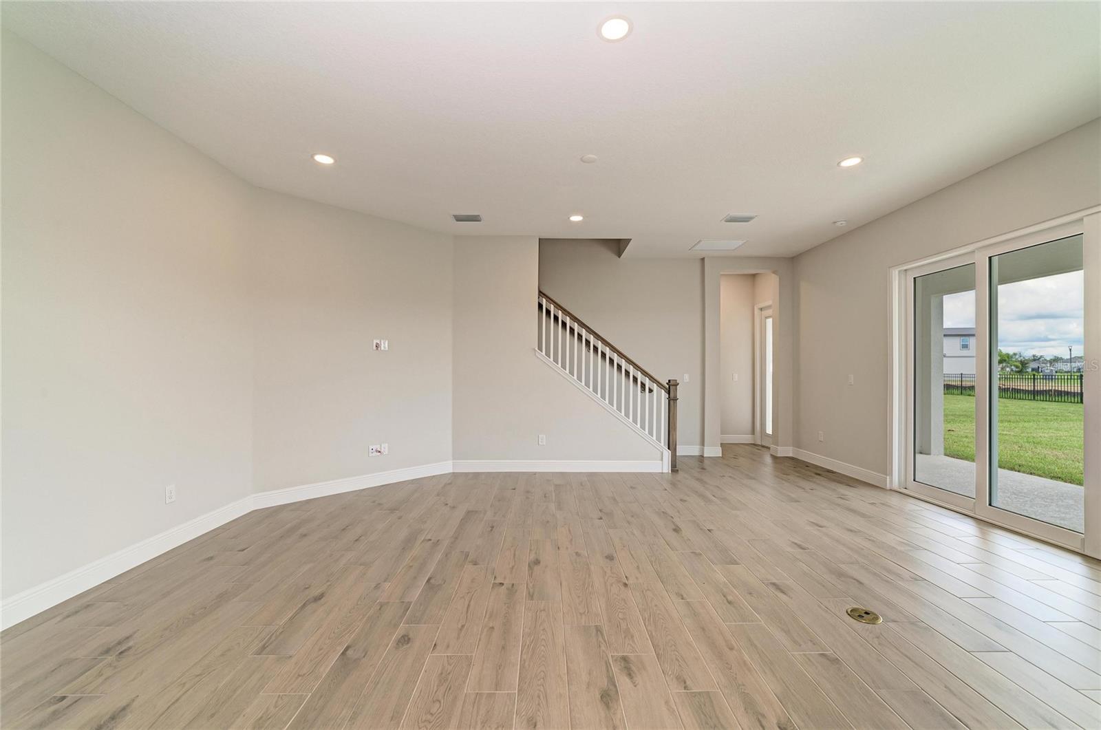 10316 Longmeadow Ave Property Photo 21