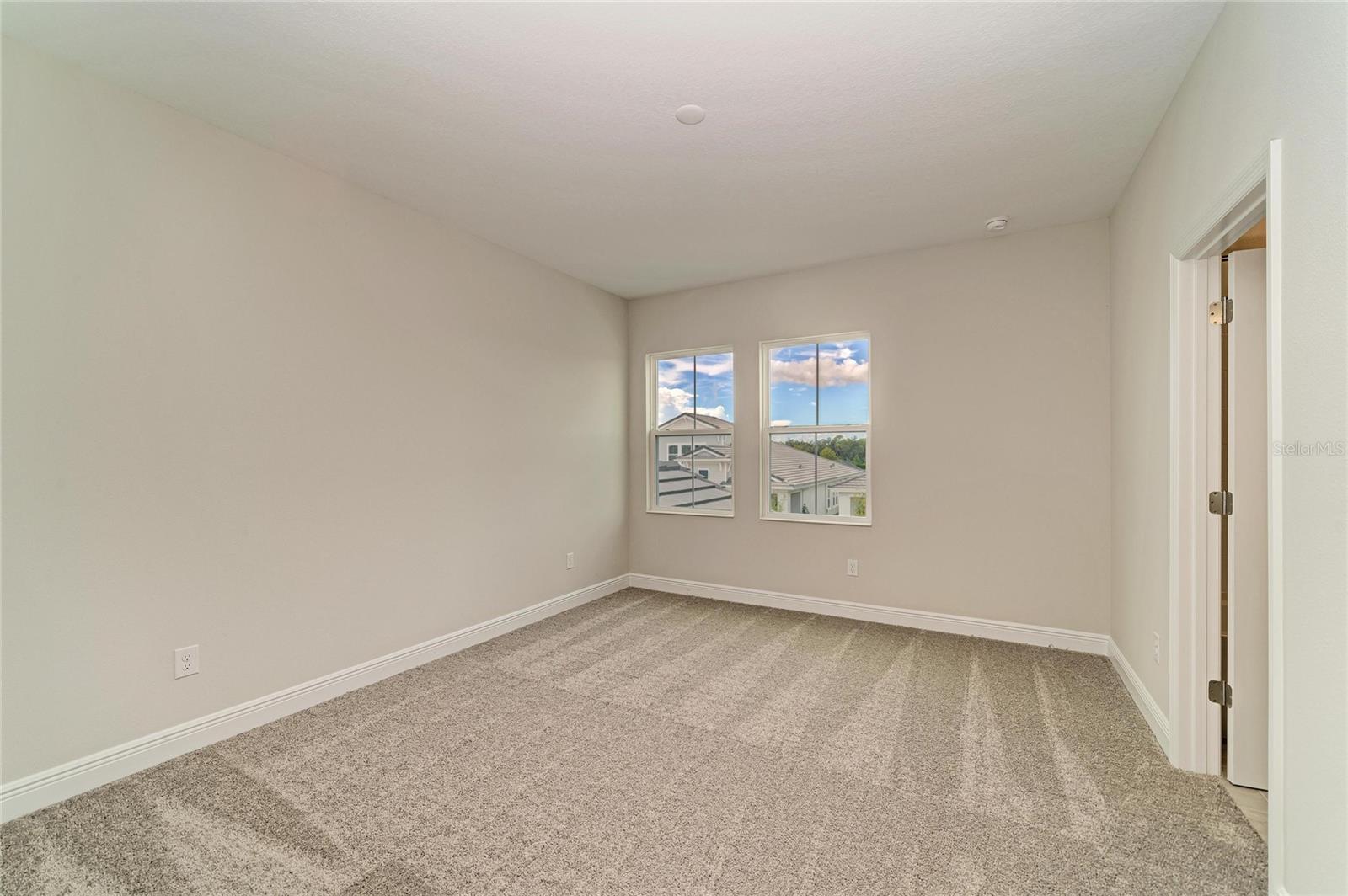 10316 Longmeadow Ave Property Photo 25
