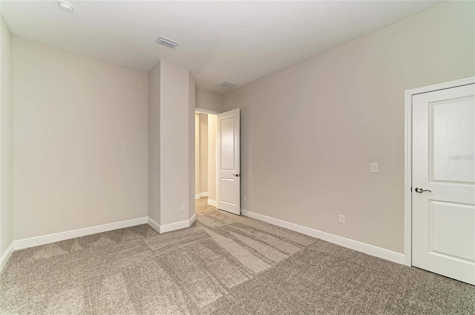10316 Longmeadow Ave Property Photo 31