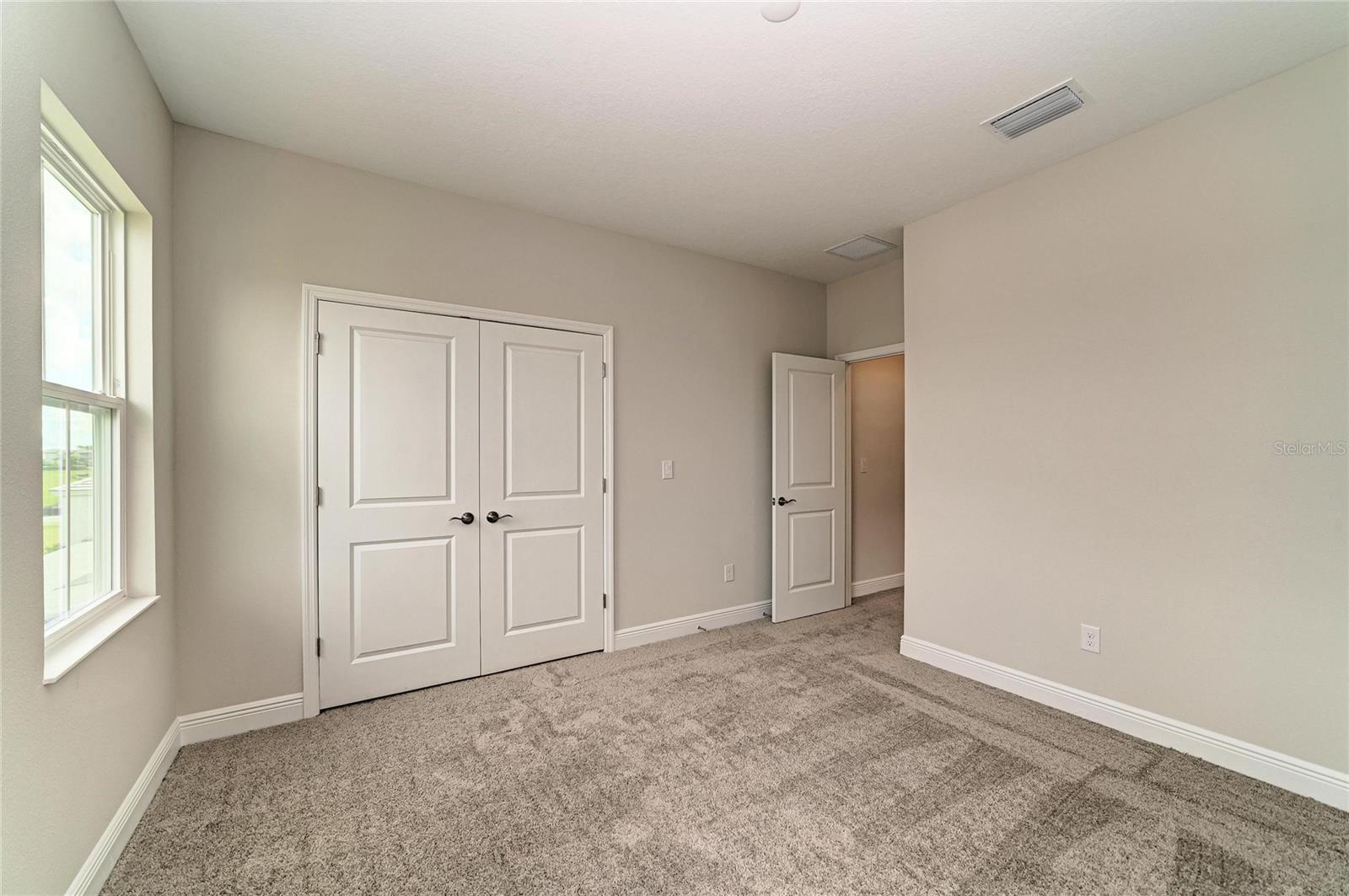 10316 Longmeadow Ave Property Photo 36