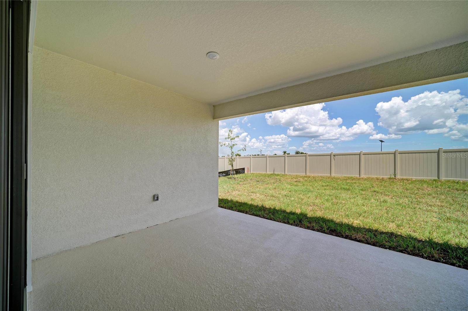 9806 Leaf Green Ln Property Photo 34