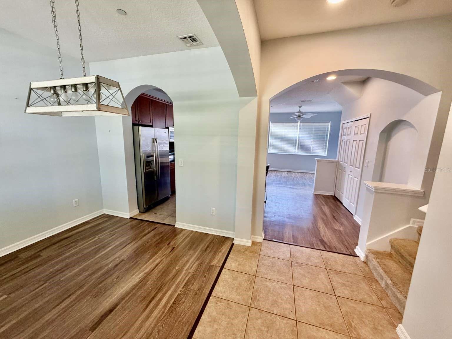 9244 Cardinal Meadow Trl Property Photo 3