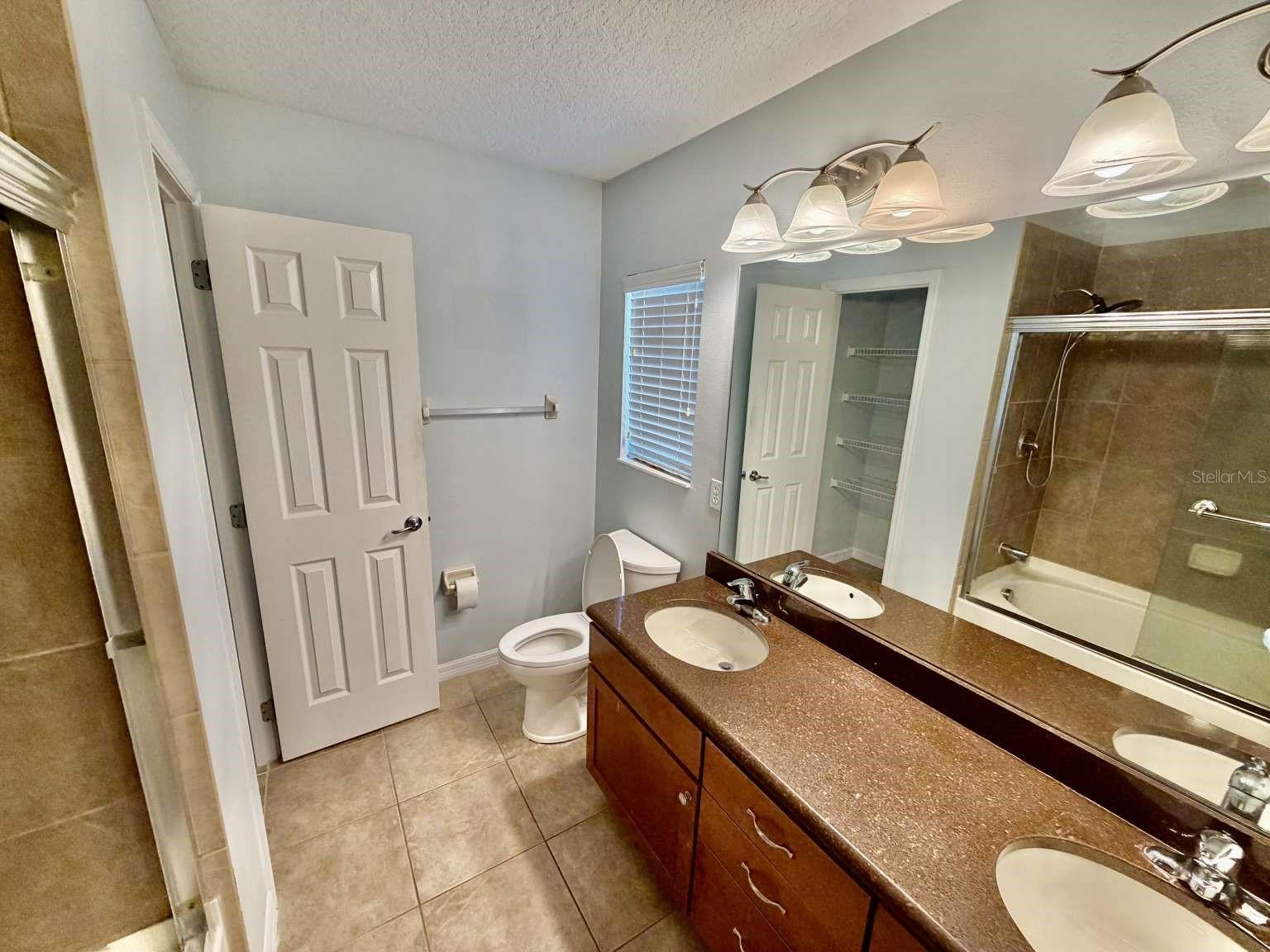 9244 Cardinal Meadow Trl Property Photo 17