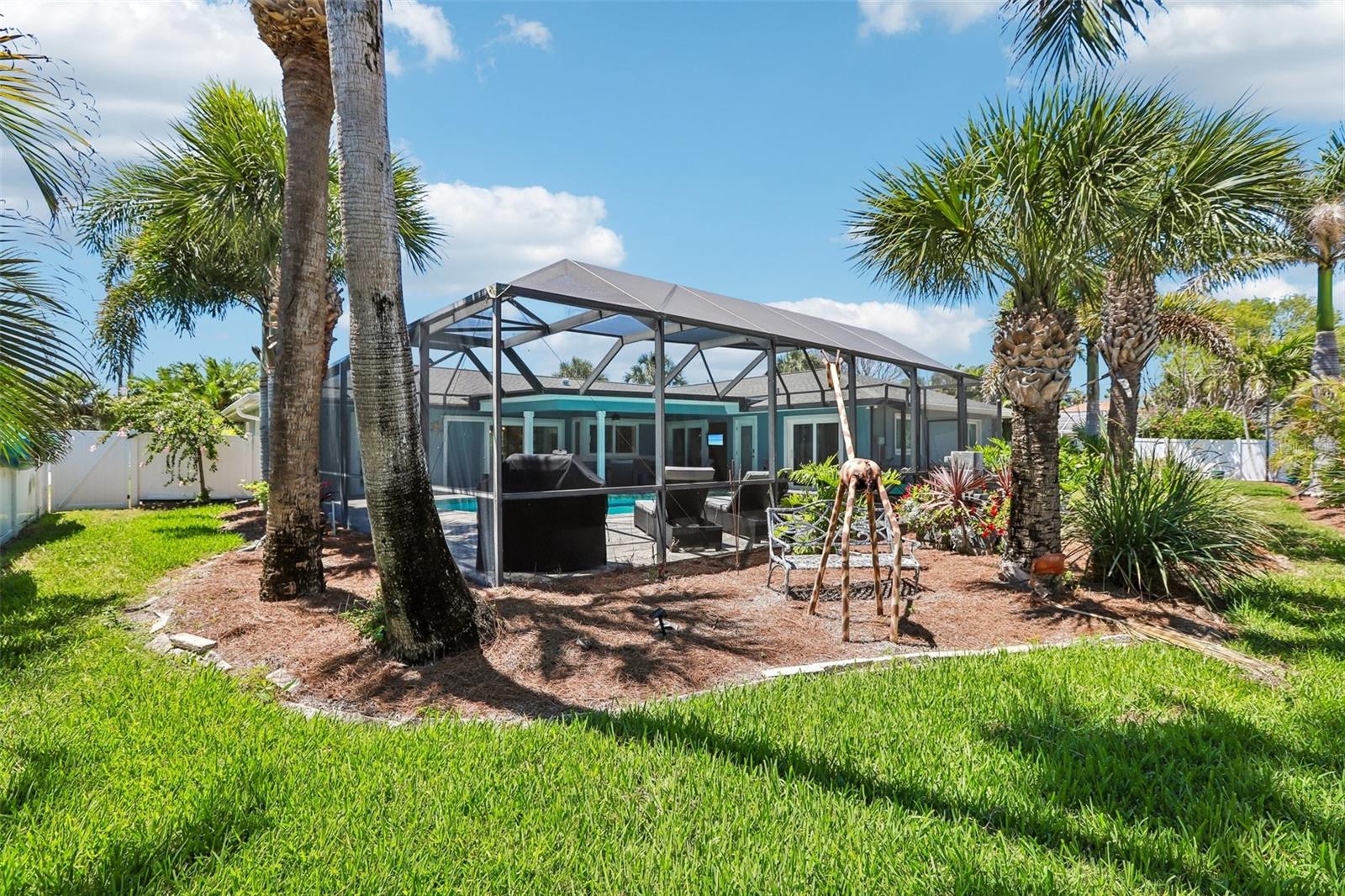 3203 Hibiscus Dr W Property Photo 53
