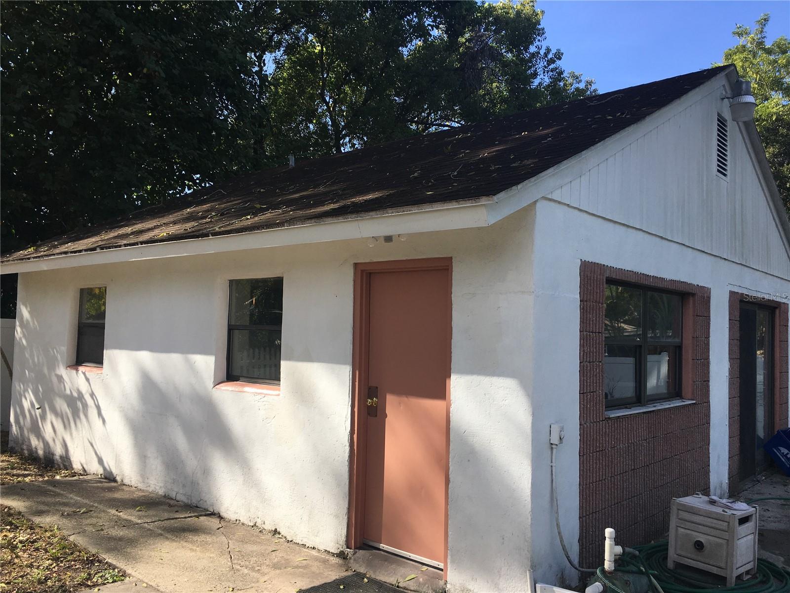 TB8504710 Property Photo 1