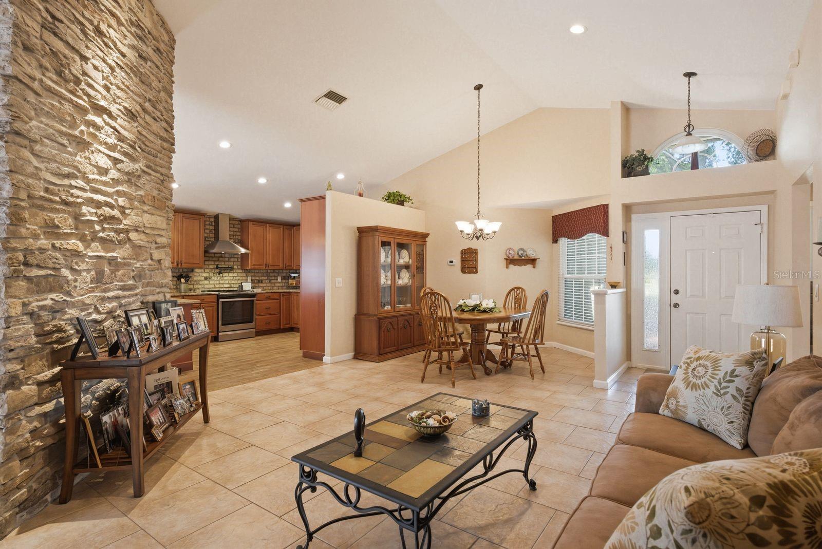 3228 Bentley Dr Property Photo 6