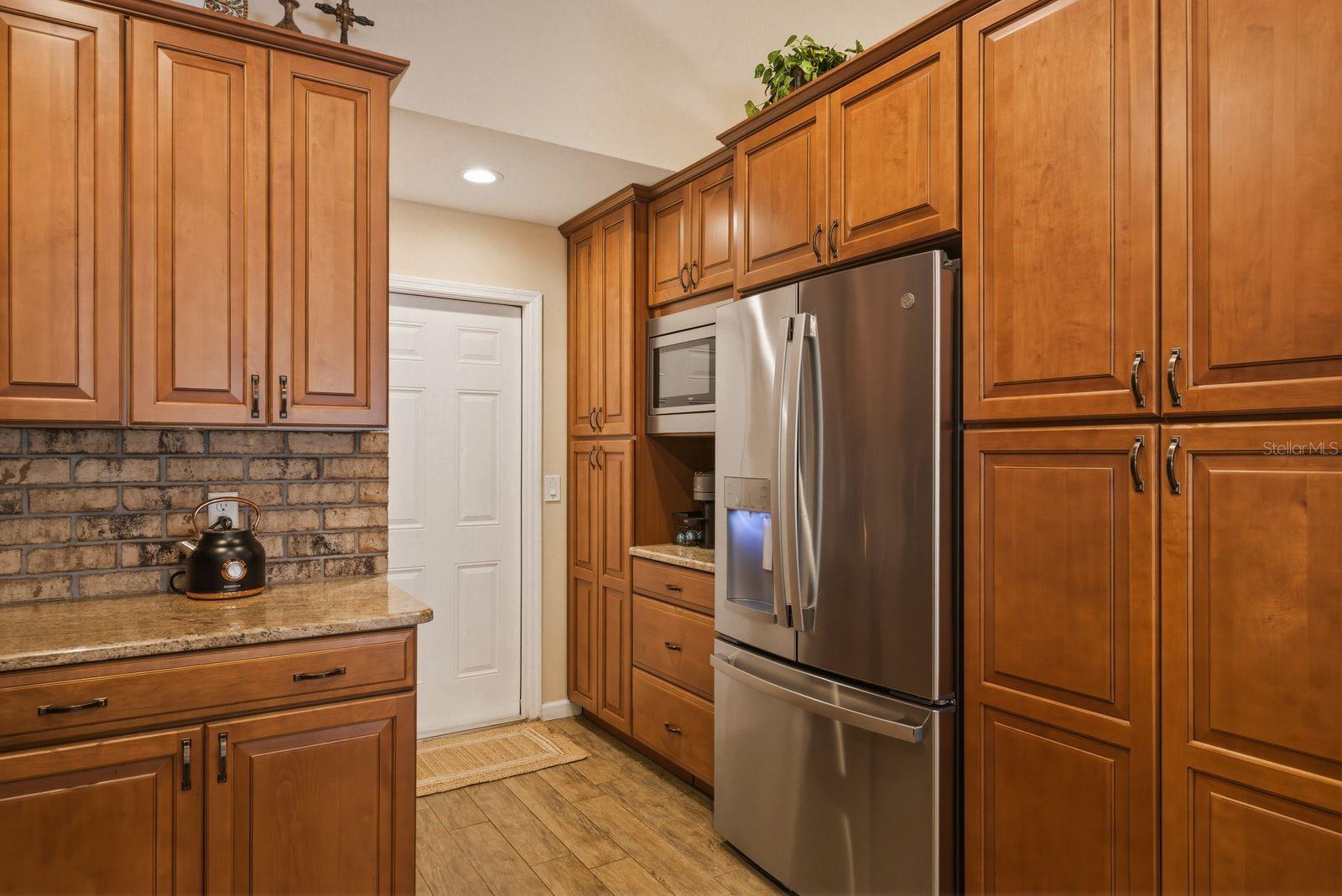 3228 Bentley Dr Property Photo 14