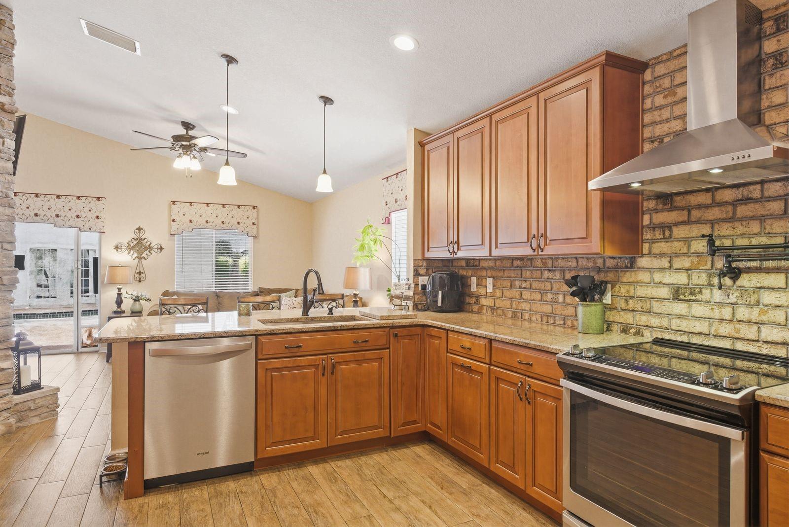 3228 Bentley Dr Property Photo 15