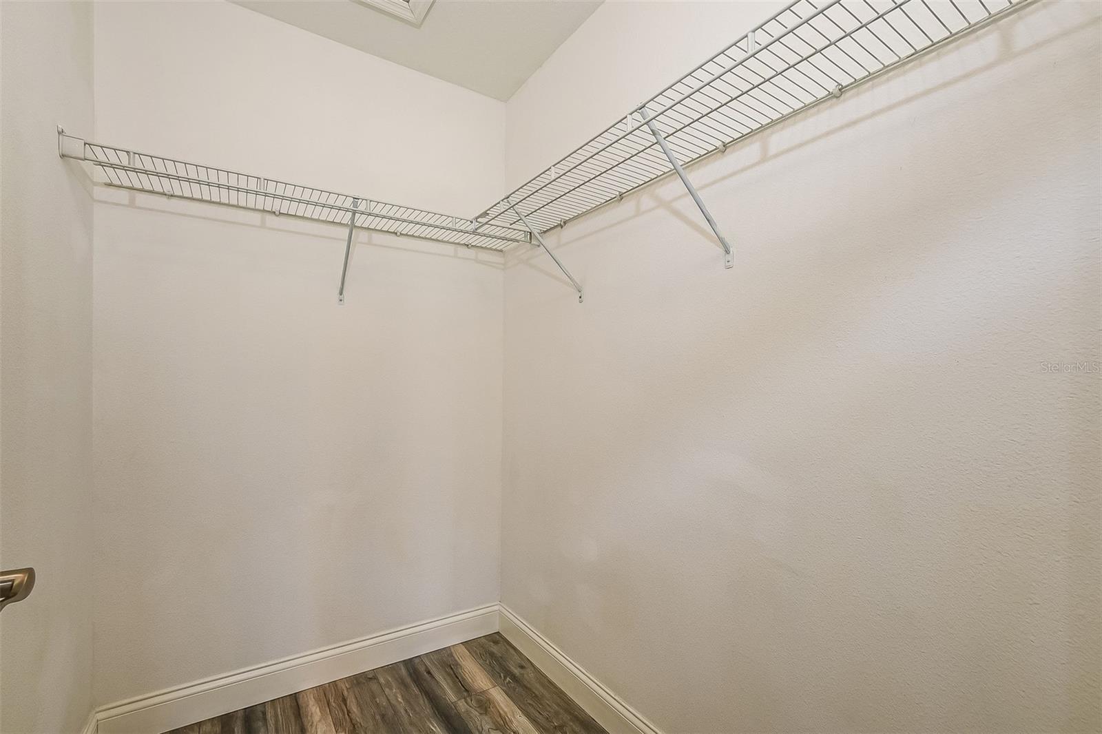 1384 Mill Stream Ln Property Photo 17
