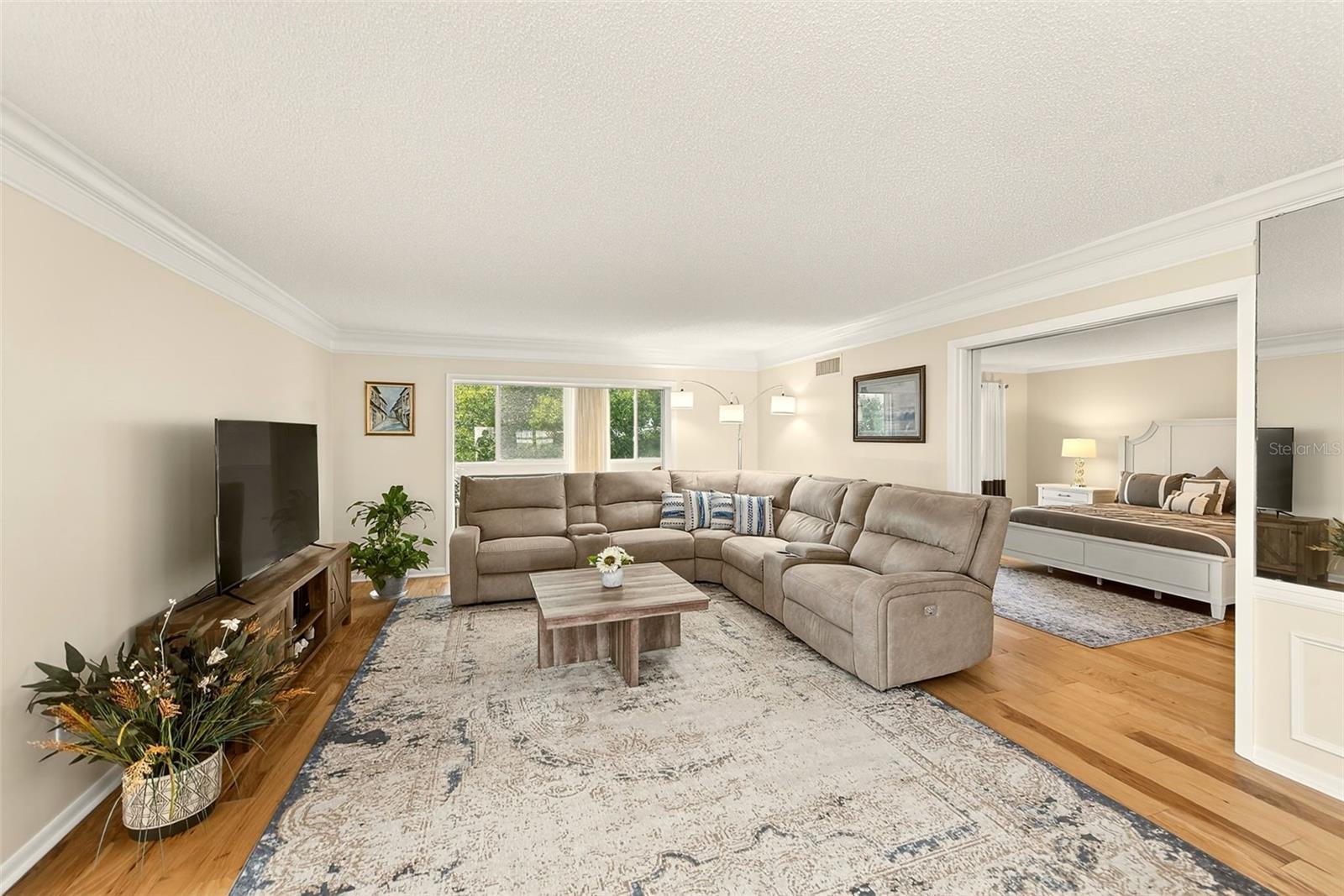 131 Bluff View Dr #401 Property Photo 11