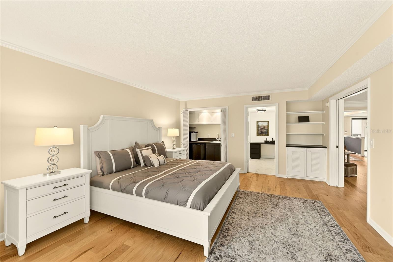 131 Bluff View Dr #401 Property Photo 29