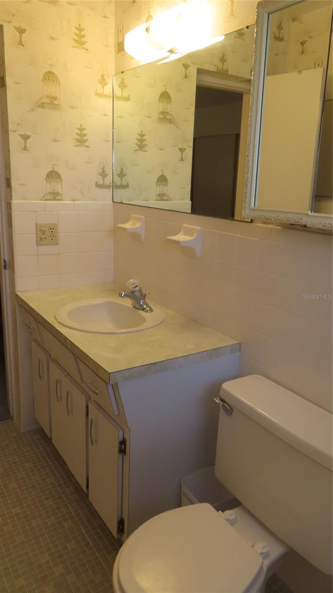 2457 Ecuadorian Way #85 Property Photo 19