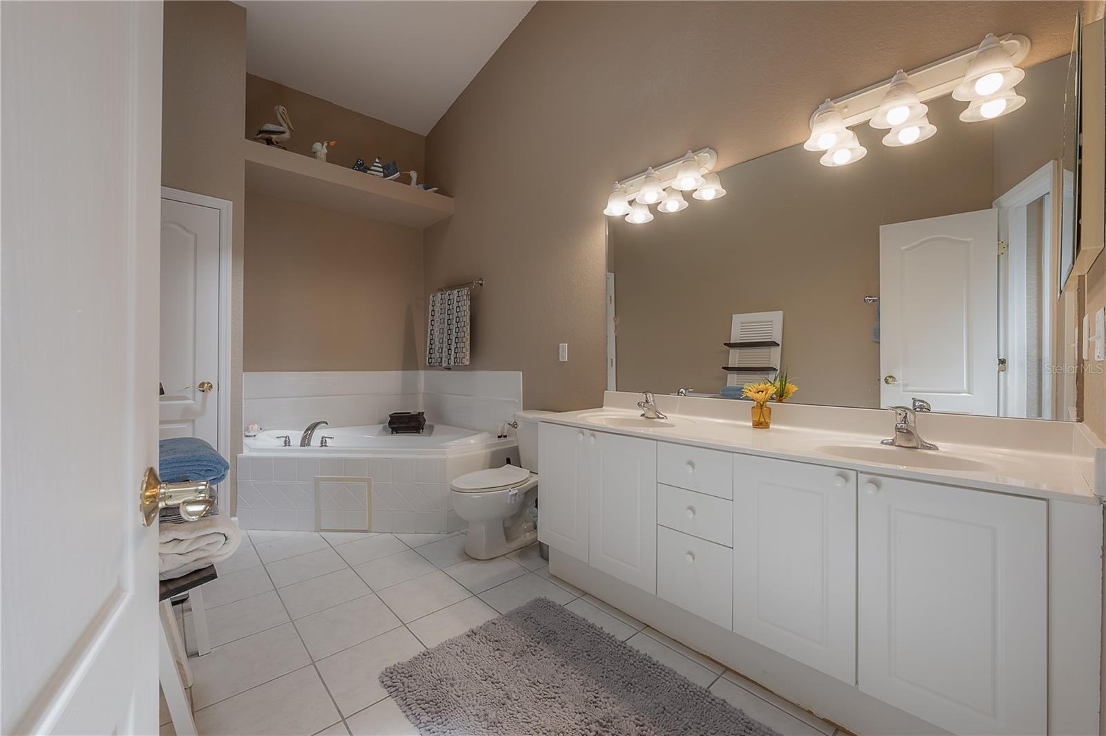 119 Brent Cir Property Photo 43