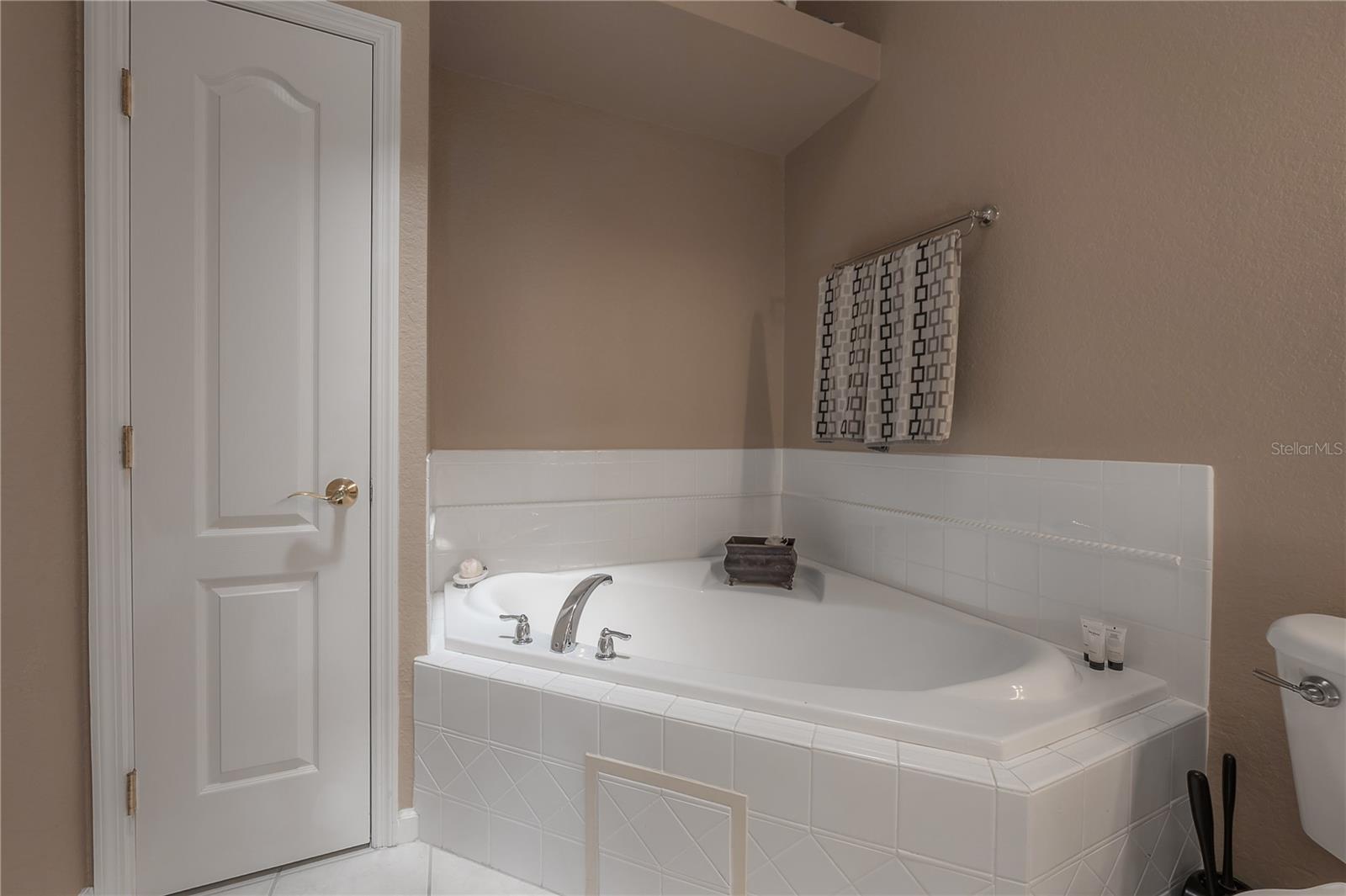119 Brent Cir Property Photo 44