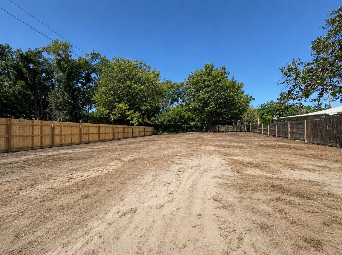 1214 Tedrow Rd Property Photo 1