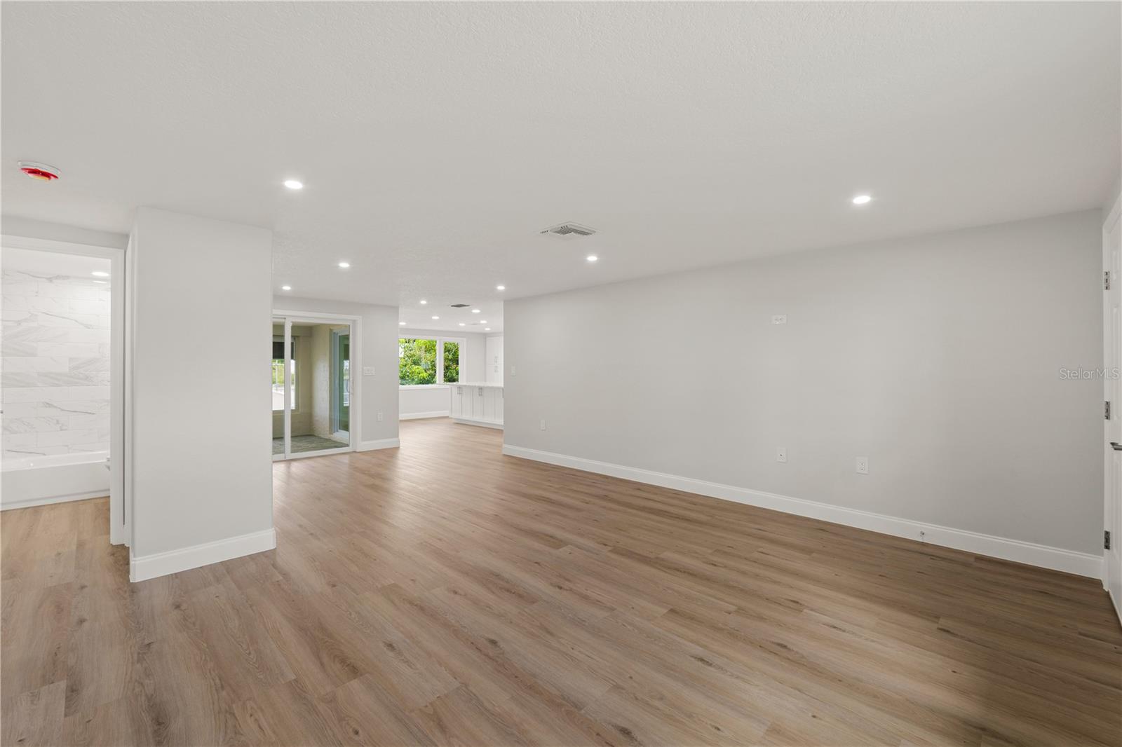 6617 Harbor Dr Property Photo 6