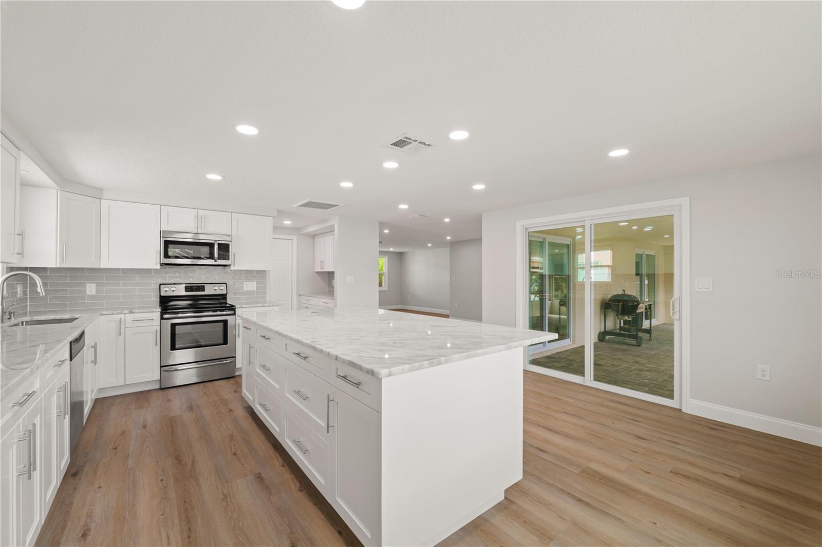 6617 Harbor Dr Property Photo 12