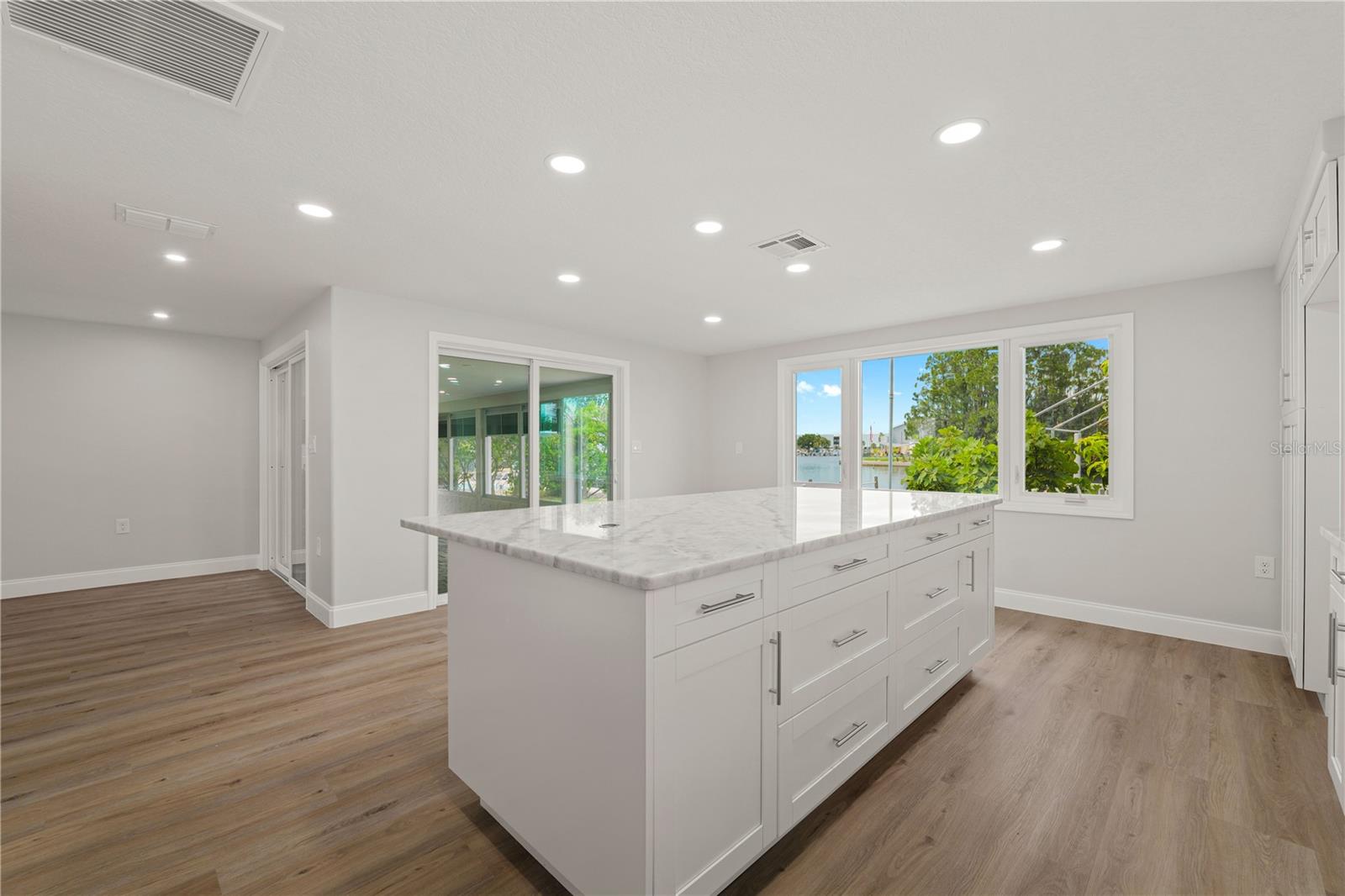 6617 Harbor Dr Property Photo 14