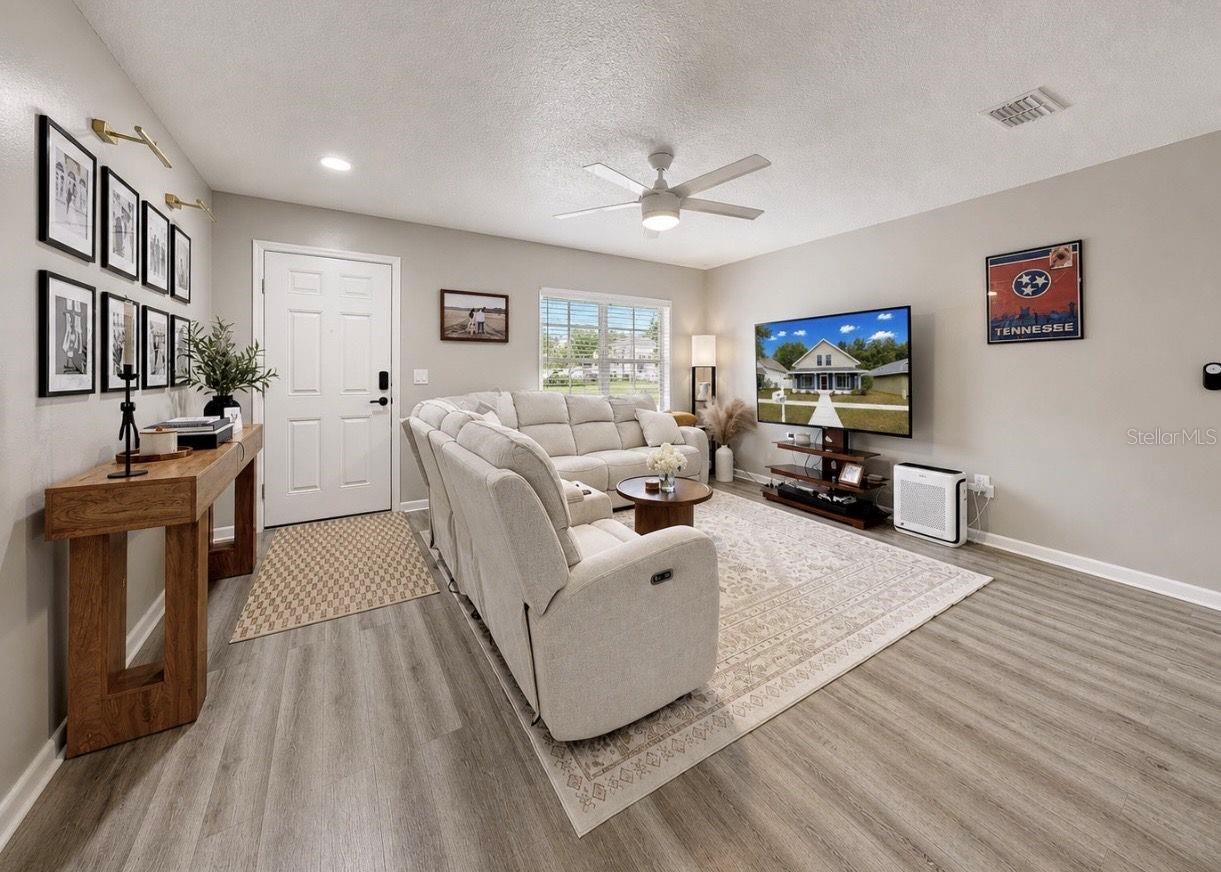10331 Summerview Cir Property Photo 5