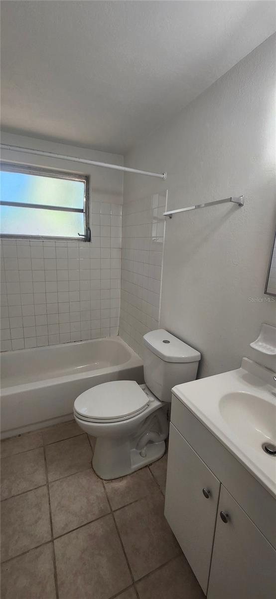 5320 Pine St #a Property Photo 8
