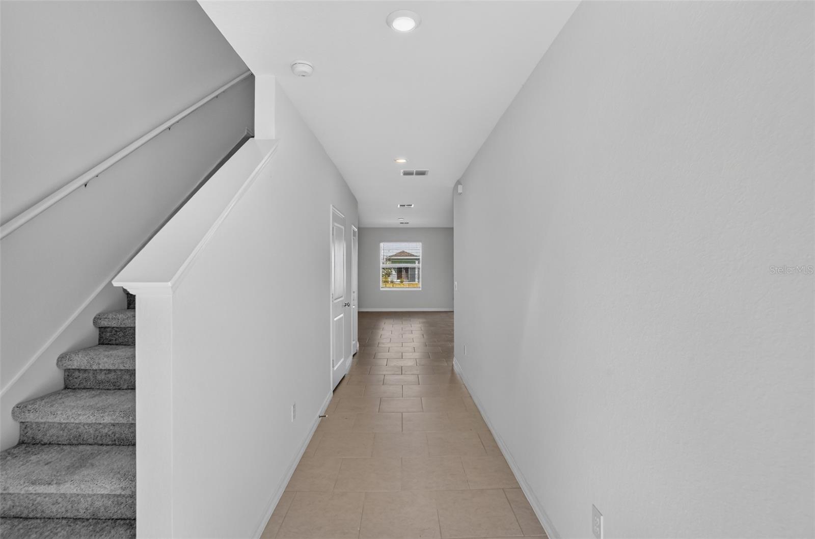 18047 Mellon St Property Photo 5