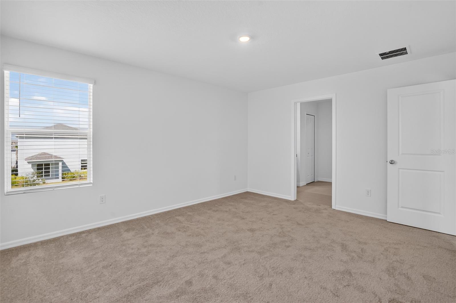 18047 Mellon St Property Photo 11
