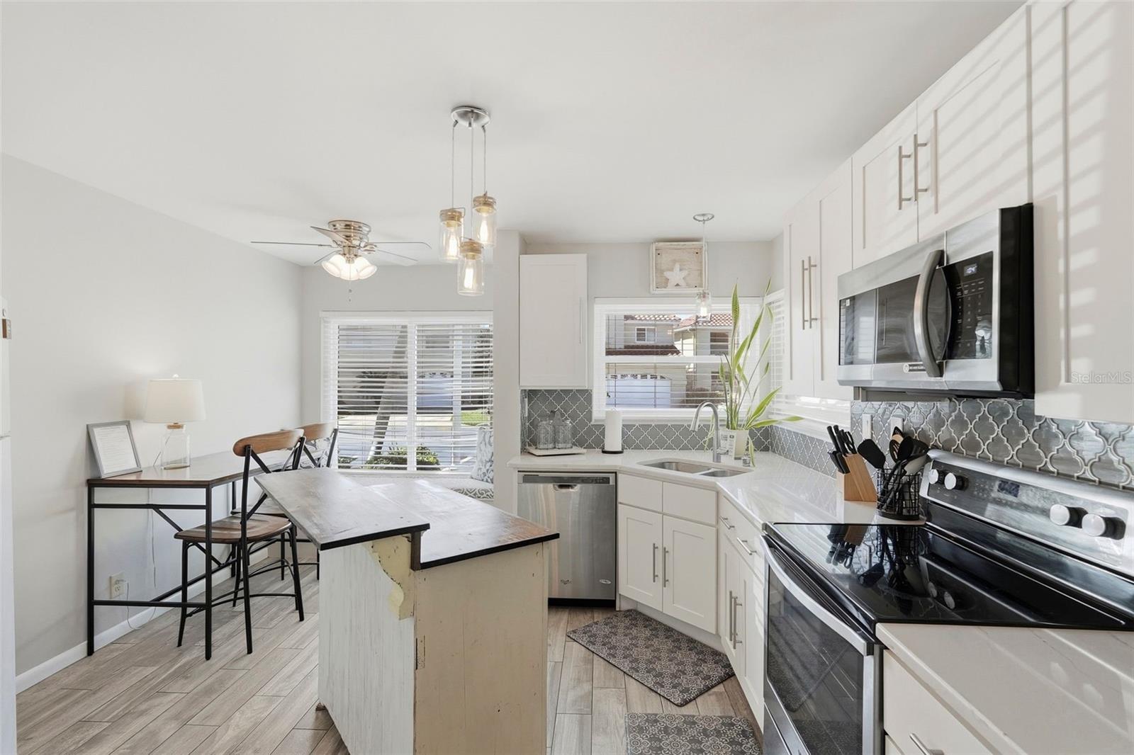 6151 Bahia Del Mar Blvd #123 Property Photo 7