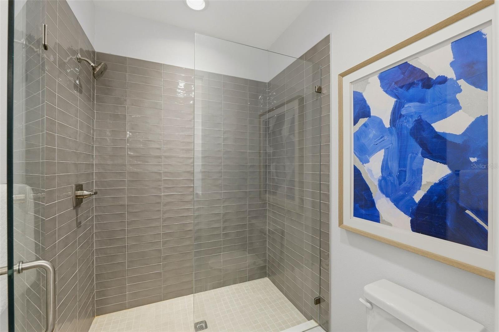 946 Highland Ave #16 Property Photo 22