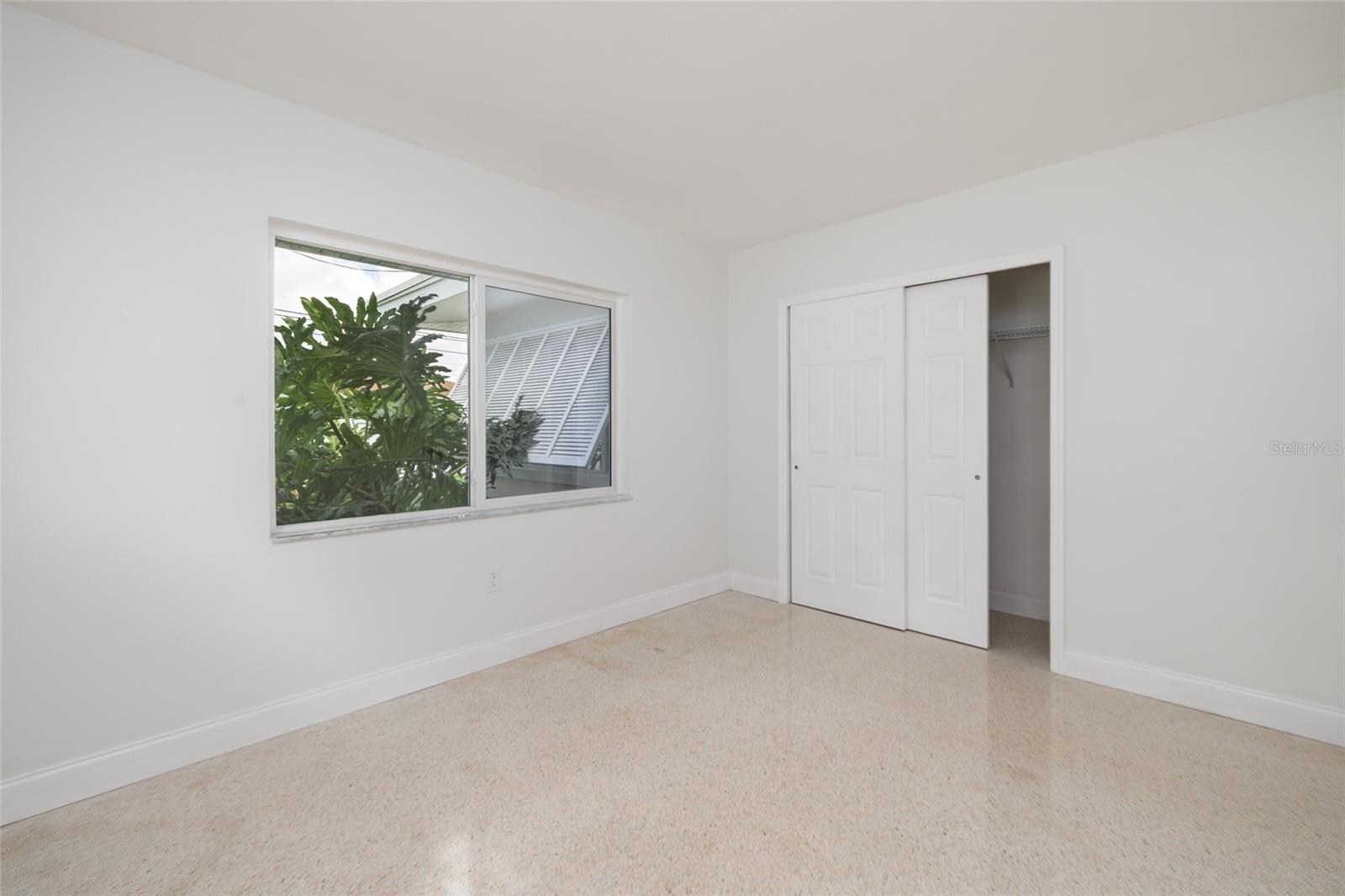1732 Emerald Dr Property Photo 28