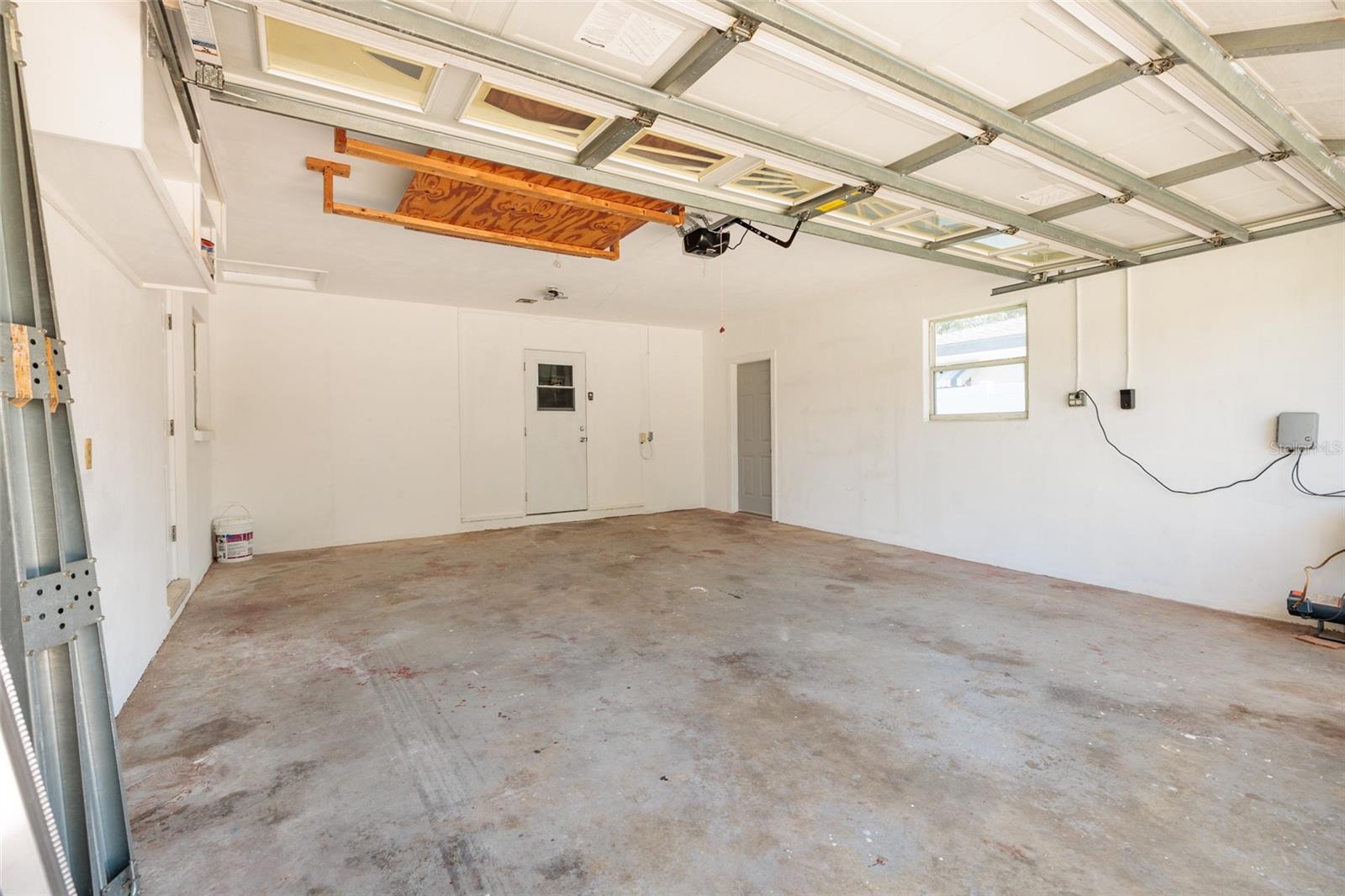 1732 Emerald Dr Property Photo 34