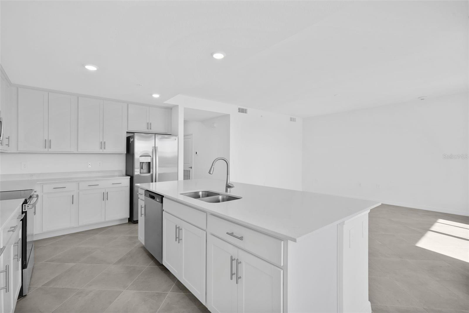17630 Opal Sand Dr #406 Property Photo 18