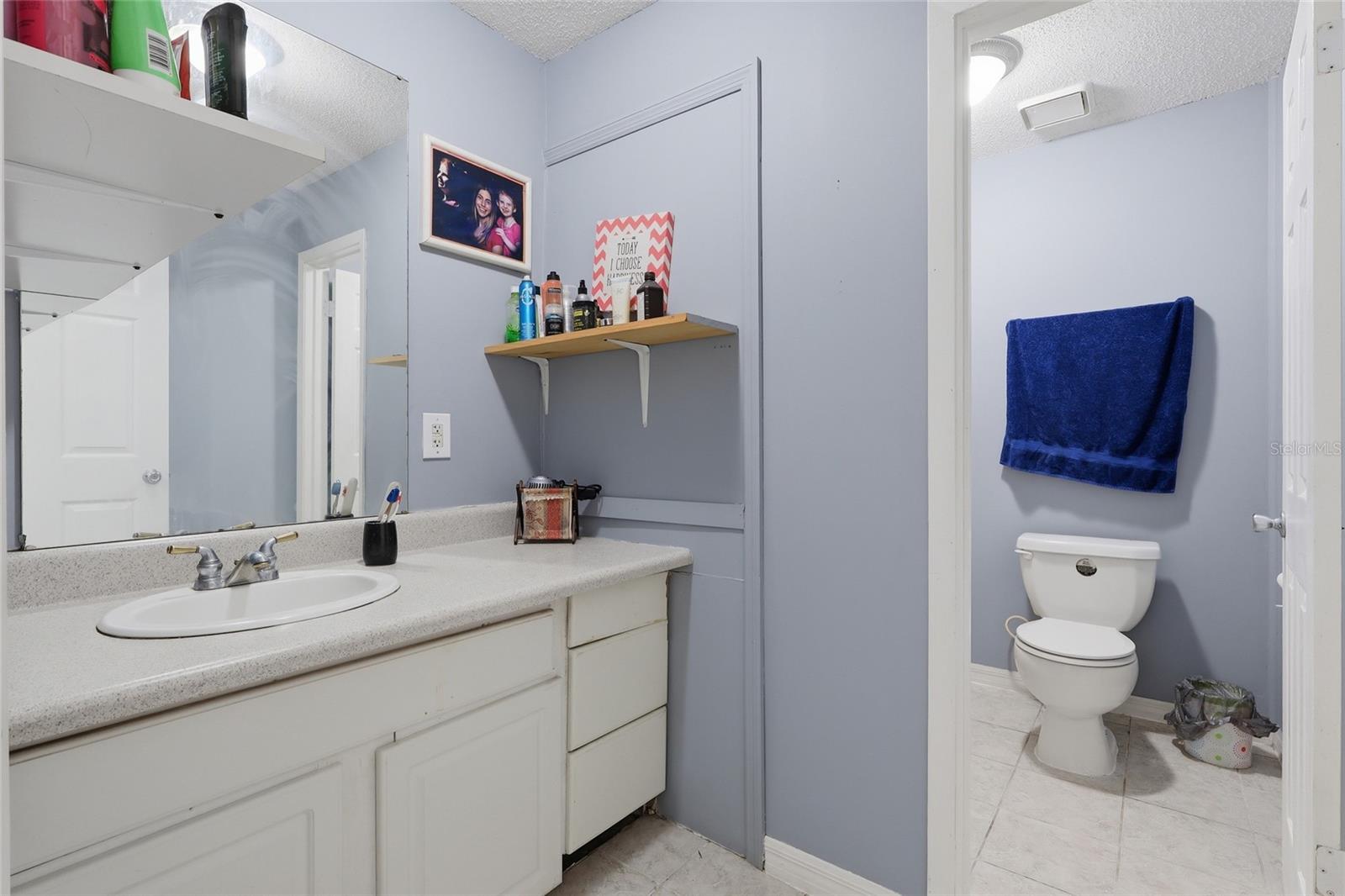 TB8504928 Property Photo 12