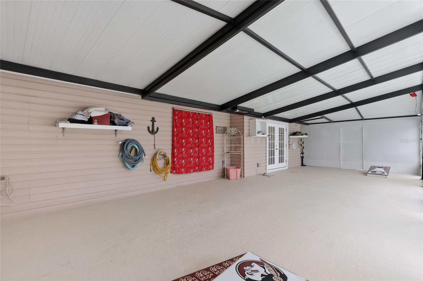TB8504928 Property Photo 23
