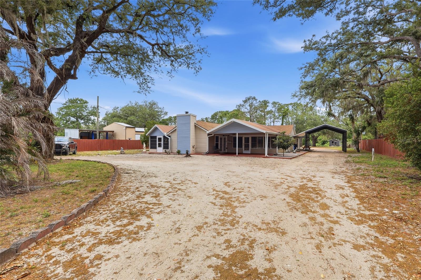 TB8504928 Property Photo 31