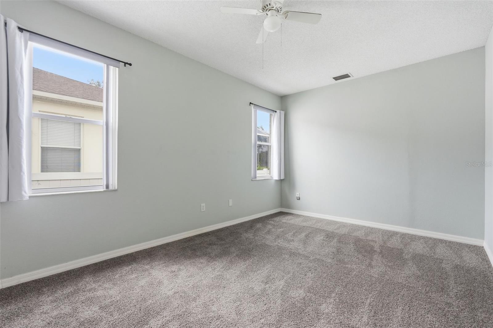 11214 Sailbrooke Dr Property Photo 5