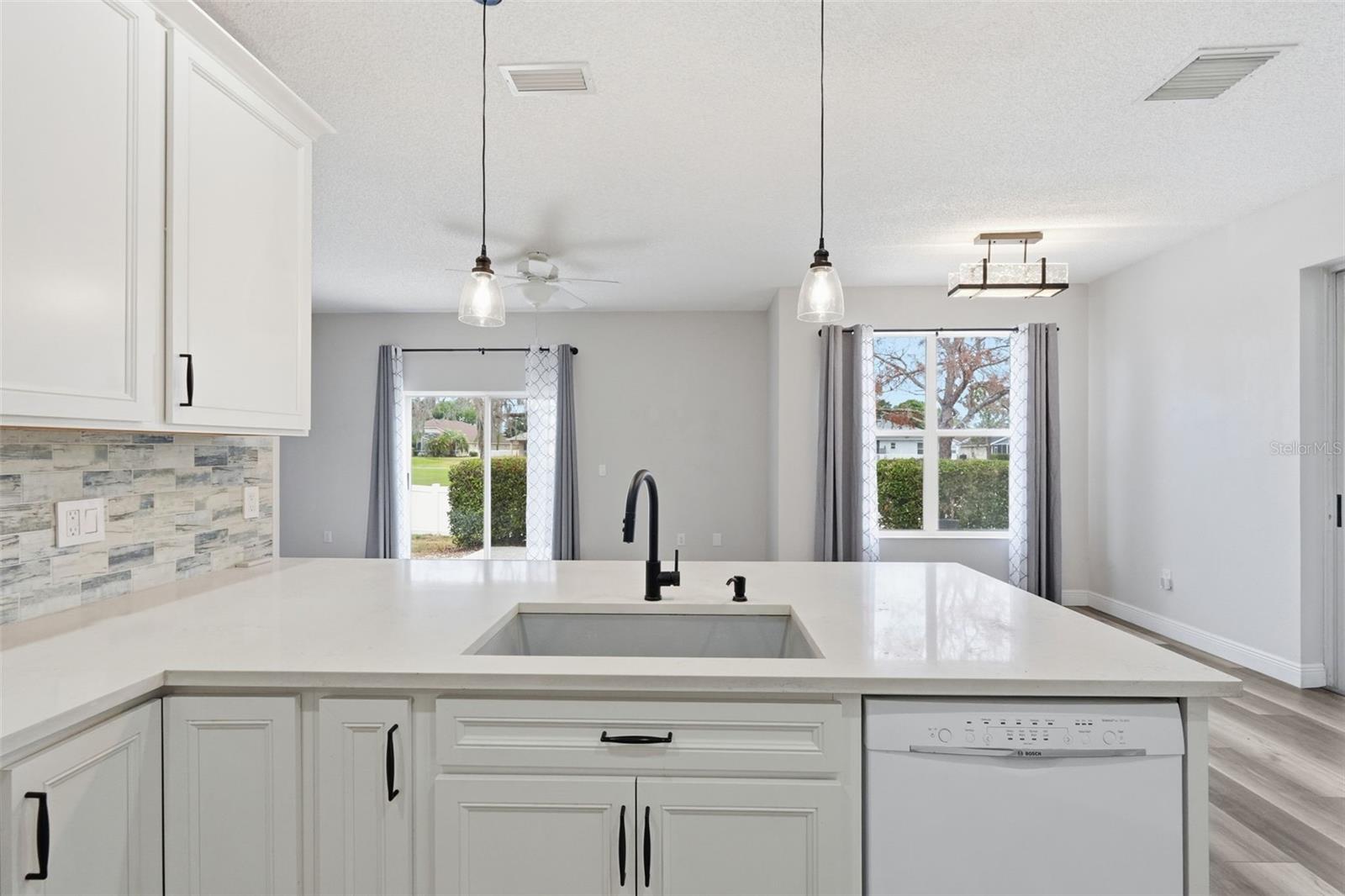 11214 Sailbrooke Dr Property Photo 43