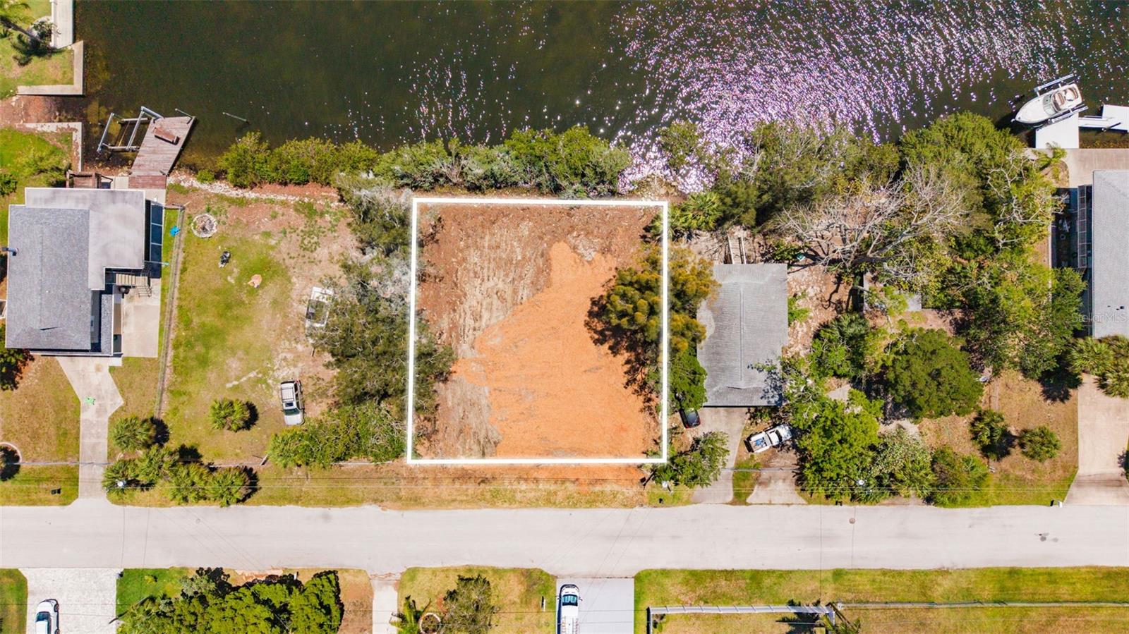 6646 Seaview Blvd Property Photo 4
