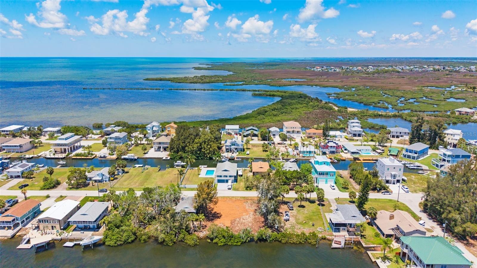 6646 Seaview Blvd Property Photo 13